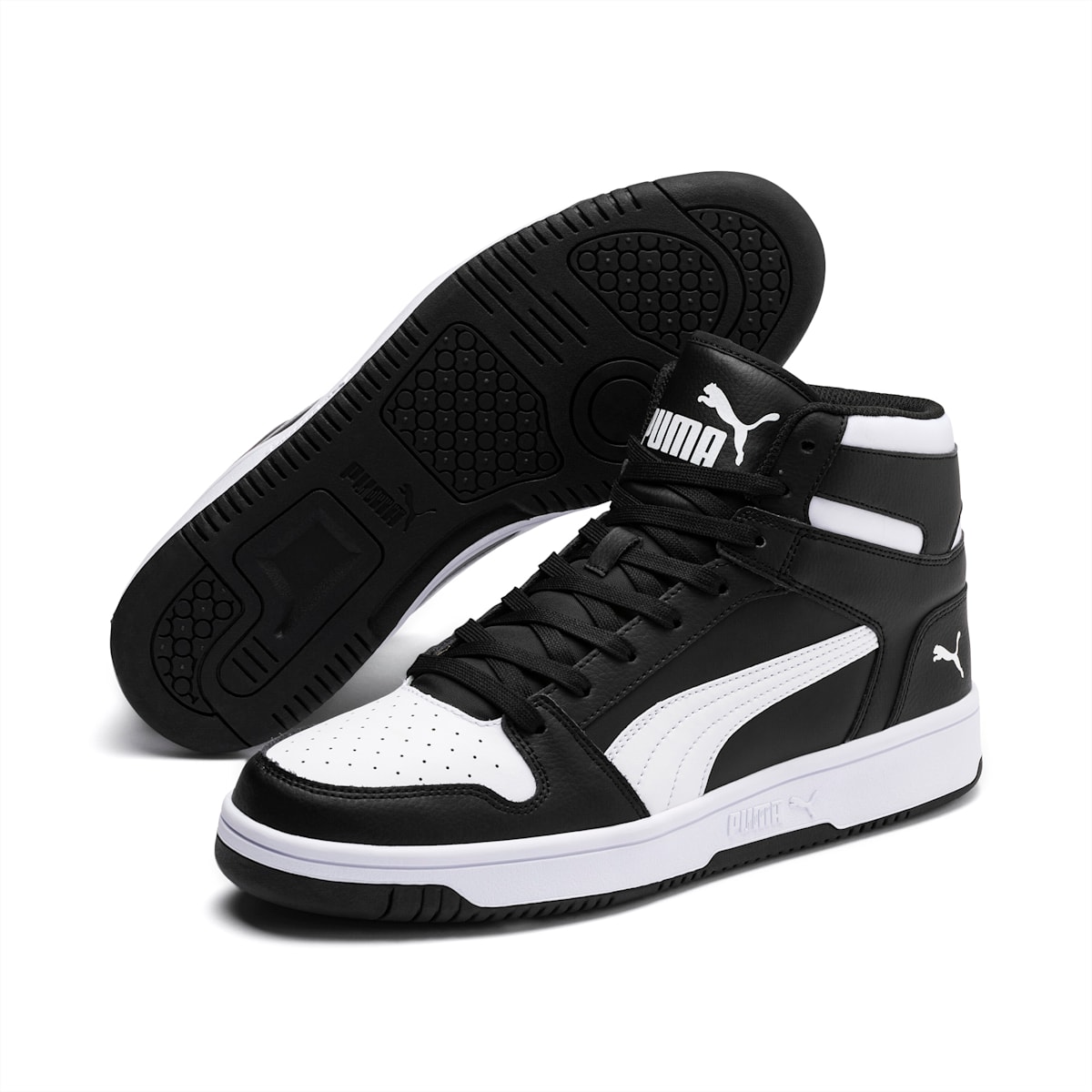 Tenis negros discount con raya blanca